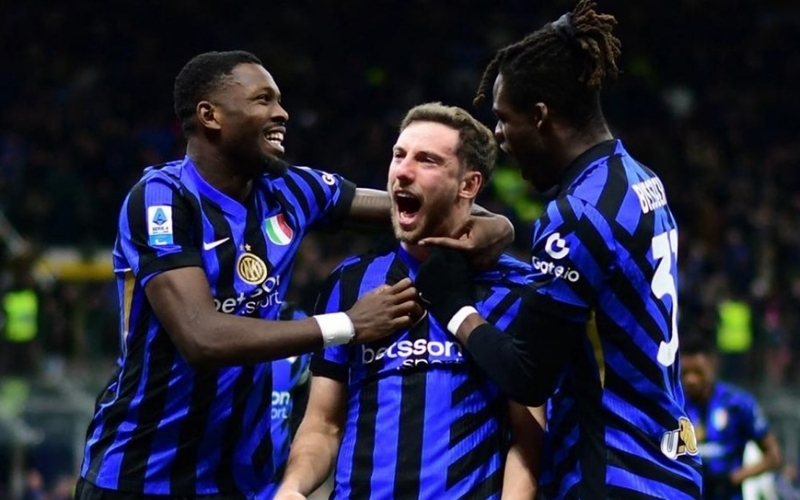 Inter Milan thi đấu thăng hoa khi dẫn đầu Serie A