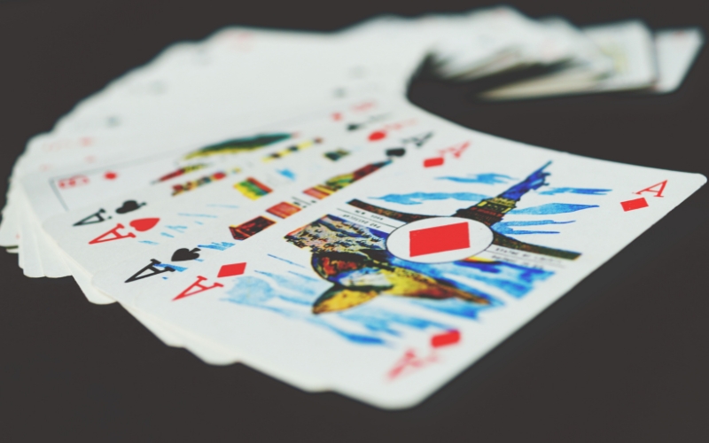 Rèn luyện tư duy logic để phán đoán bộ bài đối thủ